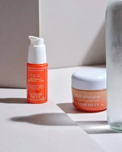 Sunday Riley C.E.O. 15% Vitamin C Brightening Serum Éclaircissant -Cosmétique Boutique 2023 06 OMC COUPDEFRAIS 1 Post