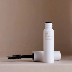 Gel Fixateur Sourcils 13 Gel Fixateur Sourcils -Cosmétique Boutique 2023 06 OMC EYEBROW post