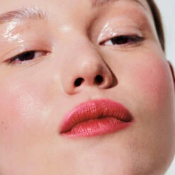 Rouge à Lèvres Semi Mat -Cosmétique Boutique 4Ral Carre