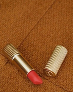 Rouge à Lèvres Semi Mat -Cosmétique Boutique Capture d ecran 2023 05 09 a 10.47.23