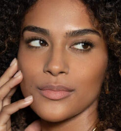 Clean Line Eye-Liner Liquide -Cosmétique Boutique ILIACleanLineGelLiner D 3