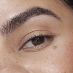 Liquid Powder Matte Eye Tint Fard à Paupières Crème Mat -Cosmétique Boutique Liquid Powder Matte Comparision Grid ADOBE