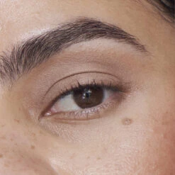 Liquid Powder Matte Eye Tint Fard à Paupières Crème Mat -Cosmétique Boutique Liquid Powder Matte Comparision Grid CORK