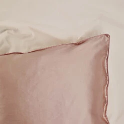 Taie D'Oreiller En Soie Format Carré -Cosmétique Boutique Venus Gaia 1 c8822ef9 dae8 4a51 ac68 8cf6202c1727