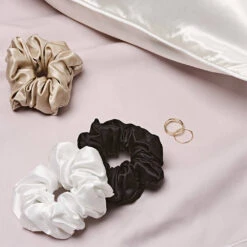 Mr Big Chouchou En Soie -Cosmétique Boutique Venus Gaia chouchou a9cad113 ebfd 4715 9535 240e08f55562